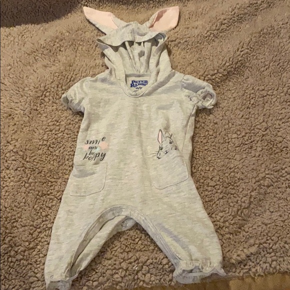 Peter rabbit onesie🐰 - Picture 1 of 5